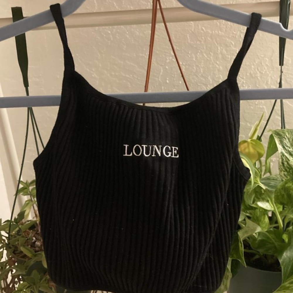 Lounge brand black ribbed cropped tank